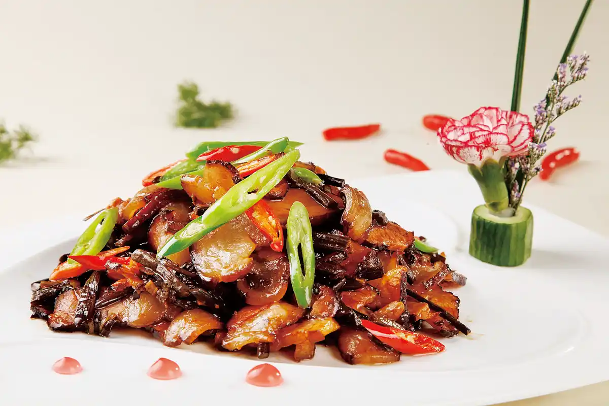 每天推荐不一样的家常小炒,看到就嘴馋,菌炒培根