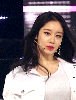 朴智妍(,park ji yeon),1993年6月7日出生于韩国首尔,韩国女歌手,演员