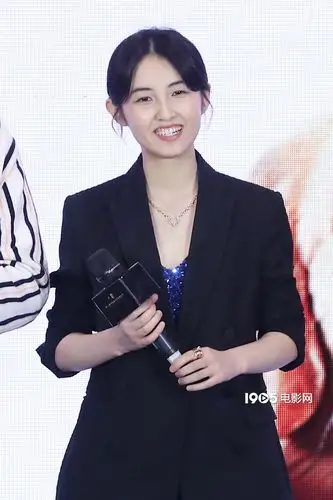 吴磊张子枫《宠爱》组"发小"cp 陈伟霆曝被狗咬