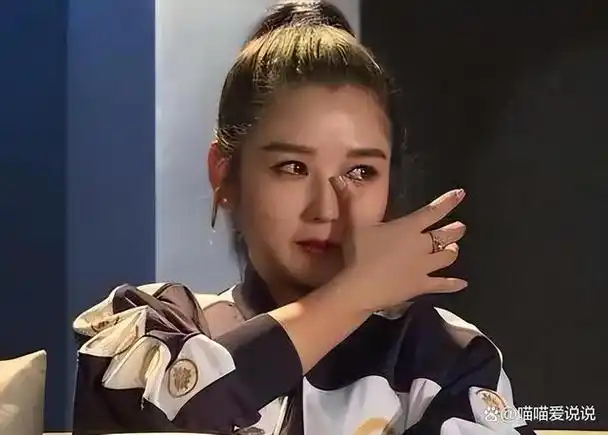 有一种差别叫释小龙何洁分手多年后一个身家过亿一个捉襟见肘