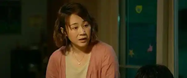 2015年,《夏洛特烦恼》中的"马冬梅"一角让她一飞冲天,随后的《一念