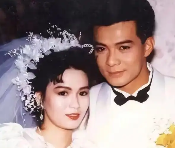 肝胆相照到渐行渐远,梁朝伟被踢出五虎团,只因失信刘德华?