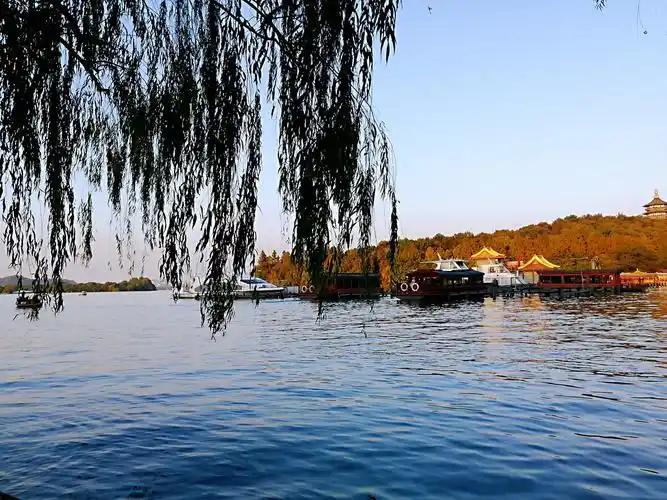 西湖十景苏堤春晓