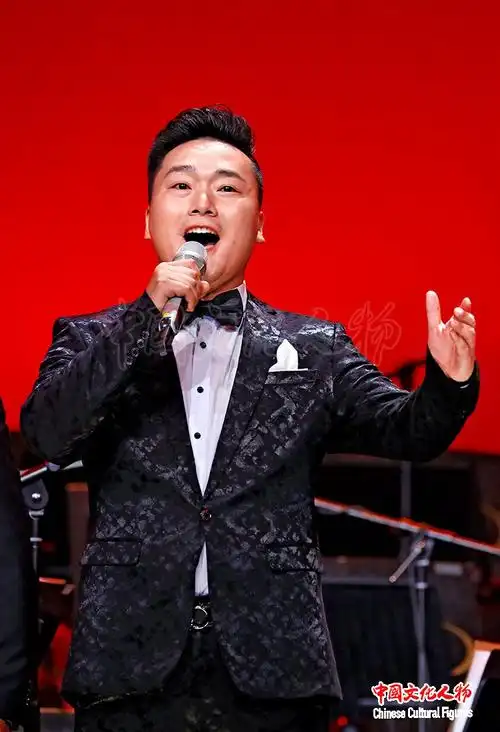 中国民族男高音北京演唱会唱响时代经典礼赞新中国 【组图】