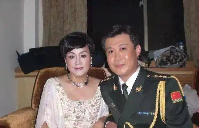 金铁霖_老公_事业