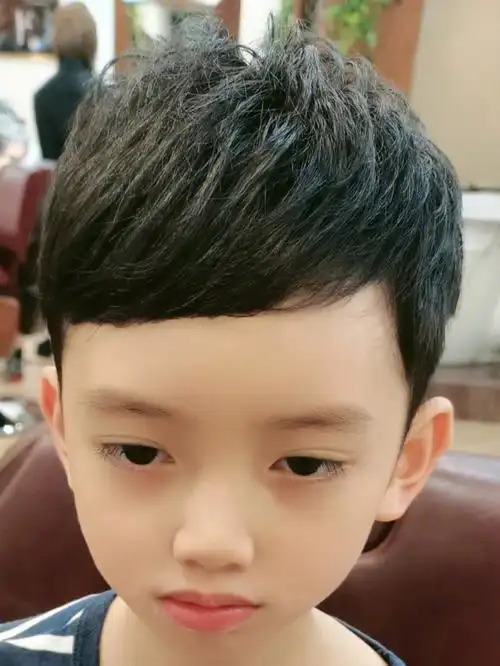 小帅哥发型集锦