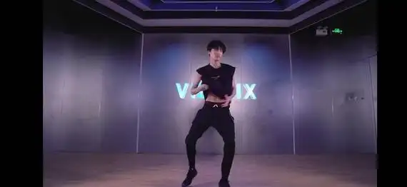 周柯宇腹肌楼来了9899(8.26更新两张)