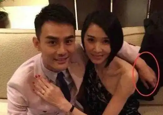 吴磊的平板撑,王凯的绅士手,这6位的分寸感,让多少男星脸红