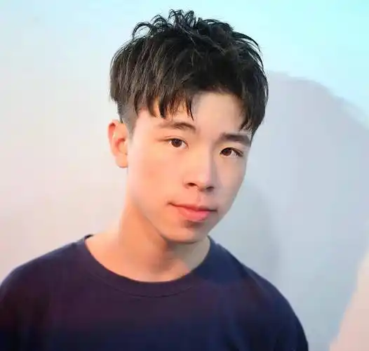 试试这3款,剪完个性显帅气_发型_造型_刘海