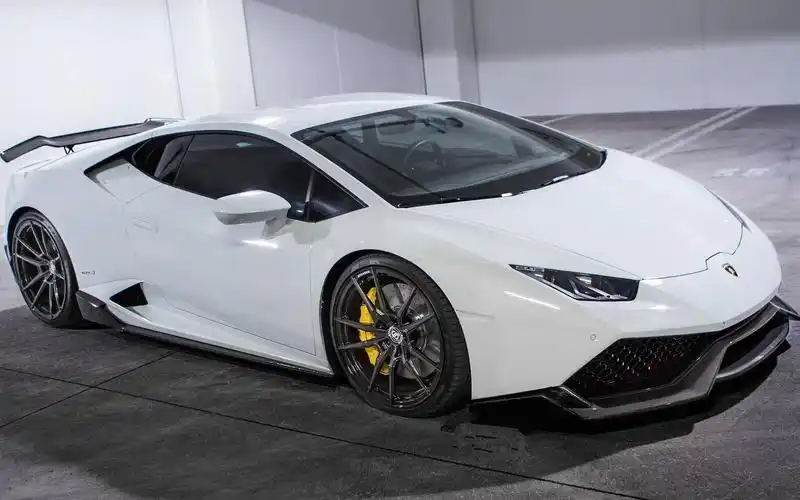 兰博基尼白色超炫酷跑车壁纸_高端大气上档次