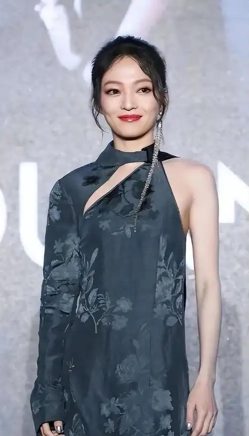 回顾张韶涵:十年前她有隐形的翅膀,十年后她说命运多舛凤凰涅盘