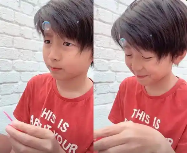 原创张柏芝晒二儿子近照梳谢霆锋同款发型被赞帅气妥妥的小帅哥