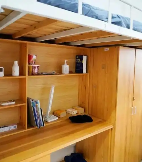 苏州卫校4人宿舍(苏州各高中豪华)(16)