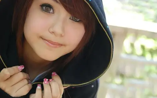 嫩模昆凌图片性感长发美女写真图片