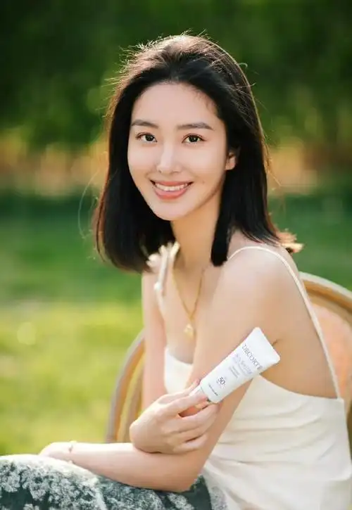 杨采钰鲜为人知的故事