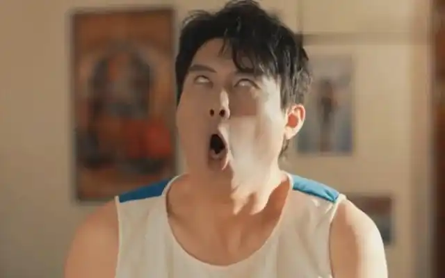 艾伦本是京城公子哥甘愿为沈腾做配多年如今翻身成影帝