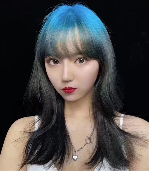 女团人气挑染发型 酷炫时髦"爆顶染"_染发发型 - 美发站