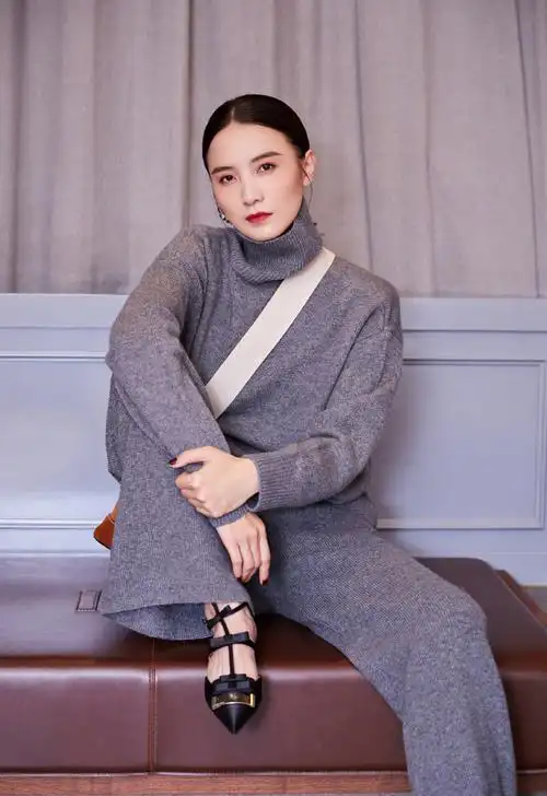 宋佳唯美私服写真图片