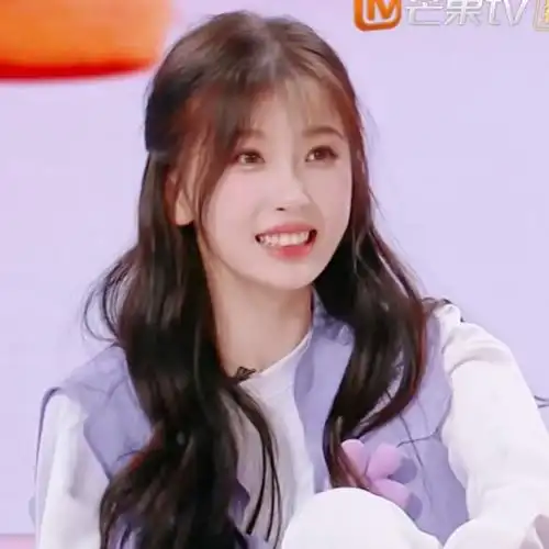 头像更新12p  #你好星期六##虞书欣