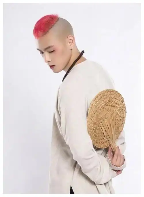 董又霖剃光头,为于正新戏"自毁"形象,造型丑到不敢认