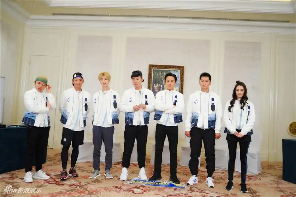 baby回归《奔跑吧》 被郑恺兴奋抱起