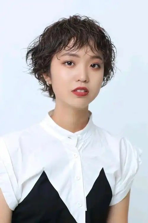 女人到了30岁,短发推荐这4种,效果出来都夸很好看