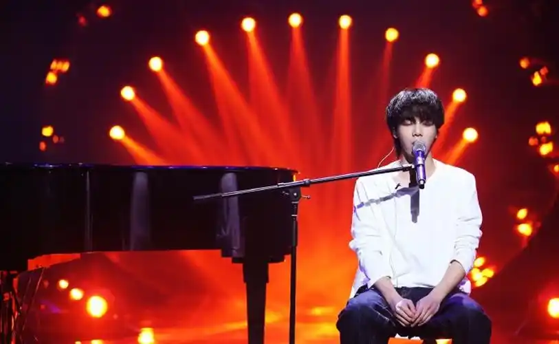 当我听华晨宇的唱歌时我在想些什么