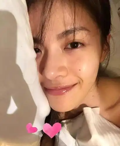 钟楚曦素颜生图流出她的野心也太大了