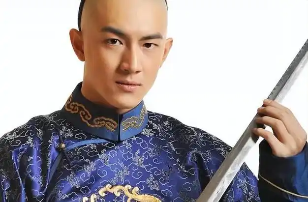 林更新一个用才华和魅力征服观众的男演员