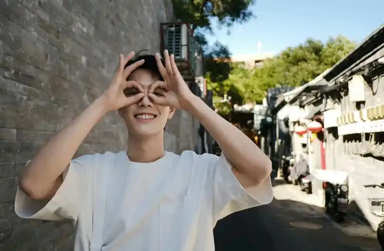 肖战1005生日快乐!今晚零点!1005我们都在!一起为我们 - 抖音