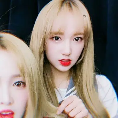 吴宣仪和程潇闺蜜头像