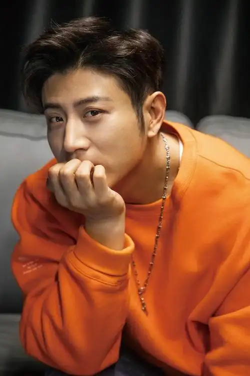 演员高晓攀活成自己人间值得