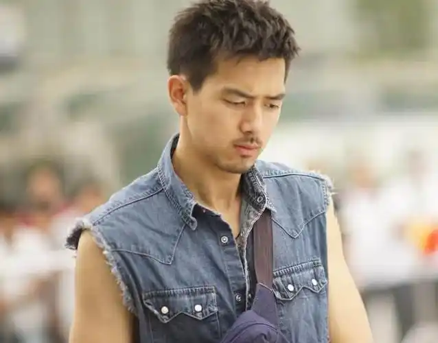 有胡子的李憨憨 - 李现脑婆在此 - 图虫