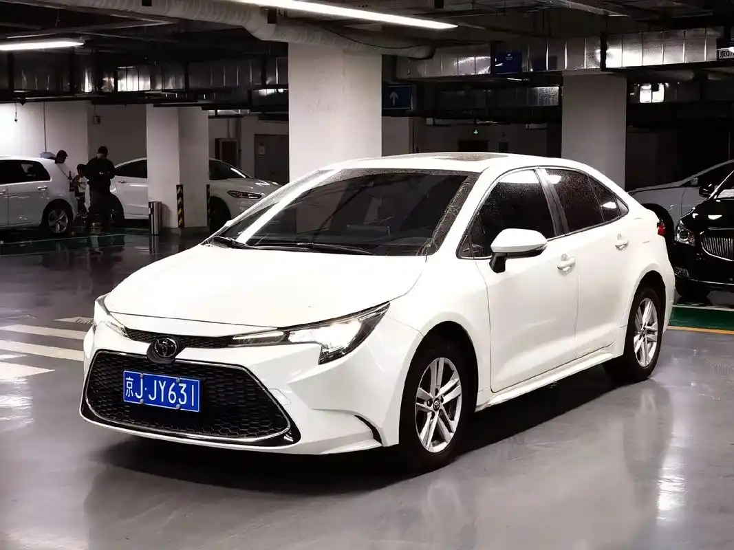 原版原漆!一手车!2019年12月上牌,相当于2020年的车! 丰田雷凌豪华版!