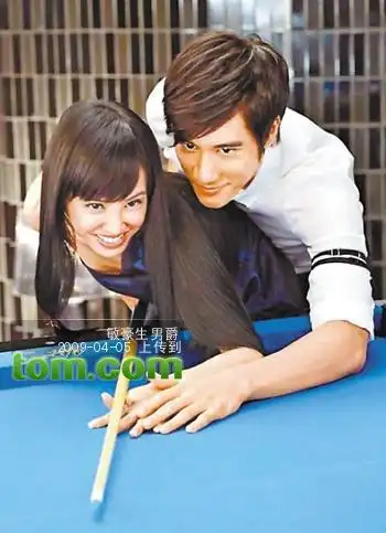 蔡依林王力宏拍"零距离亲近"广告