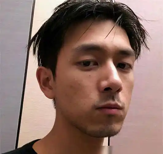 男星卸妆后样子,鹿晗沧桑,王俊凯油腻,看到杨洋不愧是军艺校草_大图