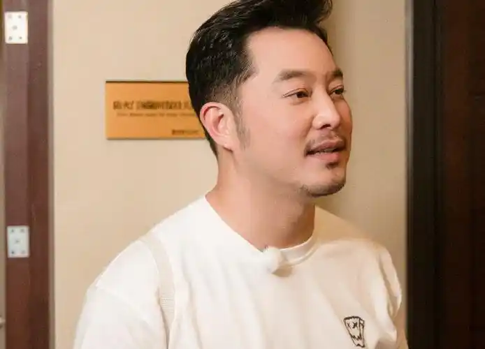 沙溢老婆胡可个人资料(曾被沙溢) - 散下步