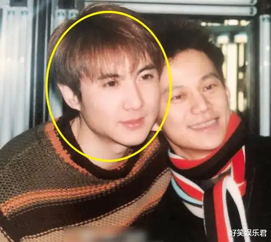 都说沈腾军艺校草光环不再,谁留意他五年前的照片,结果出乎意料_因为