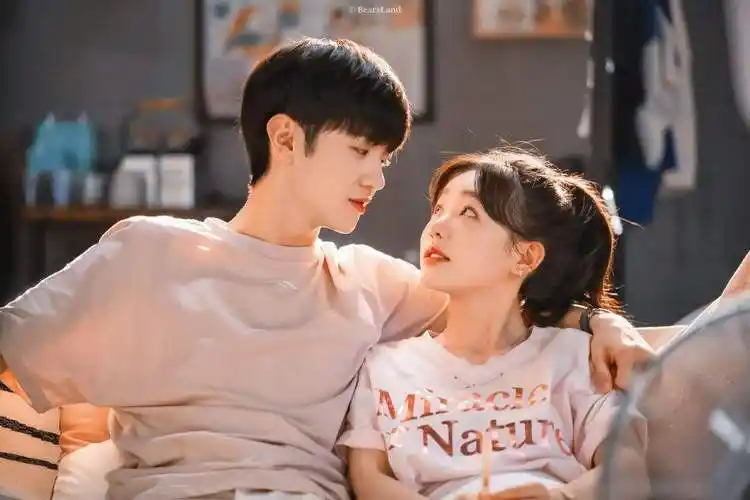 最近比较火的青春爱情电视剧(青春爱情剧排行榜前六名)