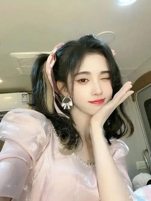 鸿运开局  称心如意#鞠婧祎 #甜美女孩 - 抖音