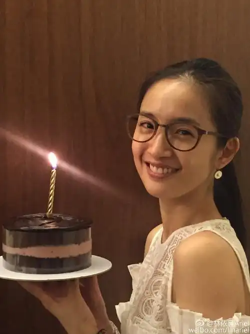 林依晨整容了吗 不p图的林依晨素颜征服你!