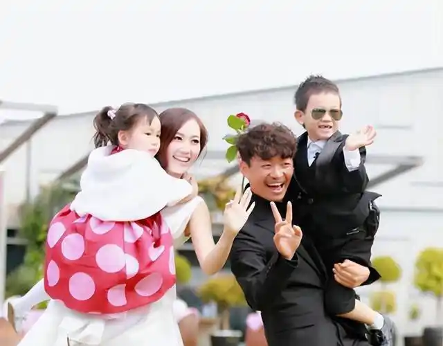 曾频频不忠网红,前妻为孩子忍气吞声_冯绍峰_黄晓明_娱乐