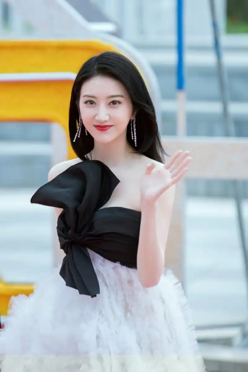 景甜# 甜美可爱,俏皮灵动,又纯又欲的"人间富贵花"