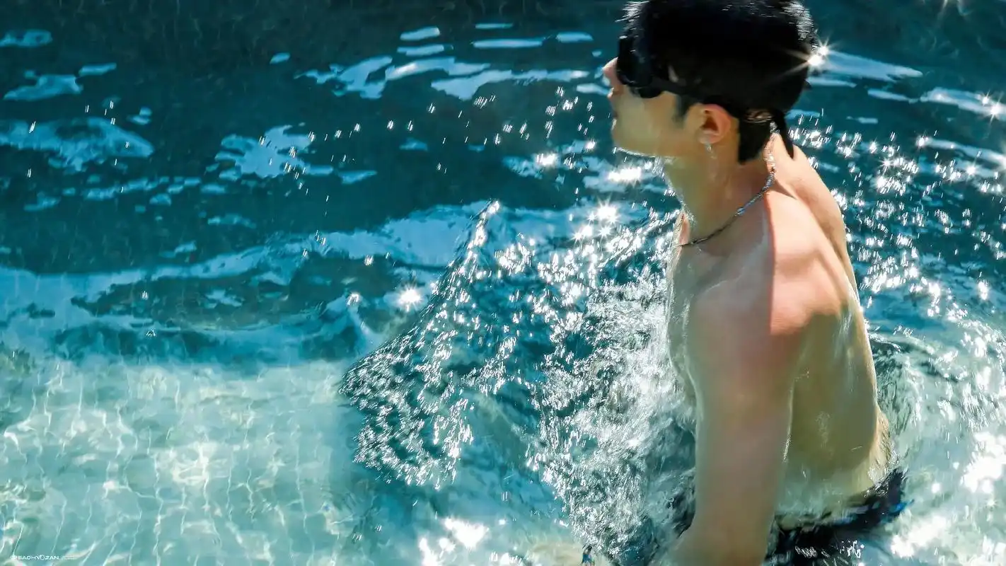 肖战#海边的风 #这个夏天就这么结束了  - 抖音