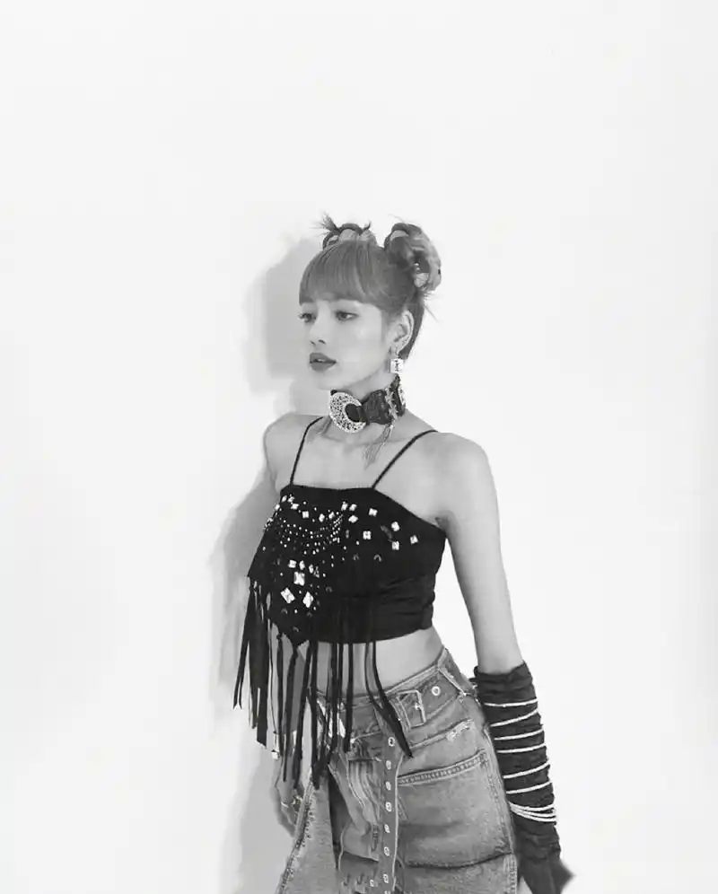 lisa 灰发造型|日常很a的人间芭比,你喜欢吗?