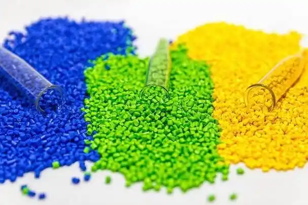 研究将水烧开五分钟可除九成微塑料