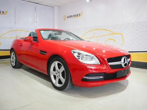 【无锡】2015年12月 奔驰slk级 slk200 1.8t 时尚型 红色 自动档