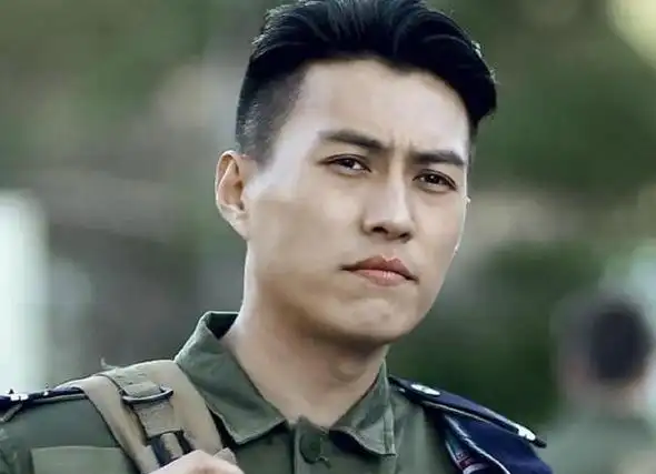 回顾两会暴露明星真实咖位这些被国家认可的明星都是谁