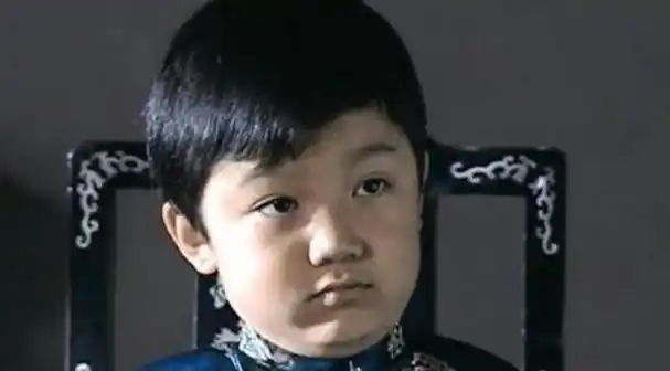 尤浩然:3岁走红,8岁家喻户晓,拍戏导致腰椎受损,如今成路人