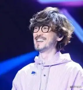 连代表作都没有,却自认为是"乐坛顶流",这些"小丑"真不害臊